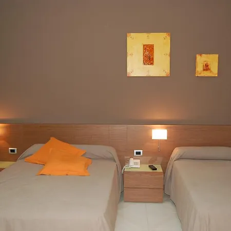 Diego Hotel 2*