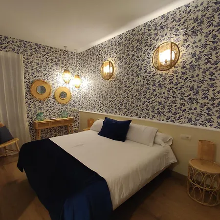 Diego Hotel 2*